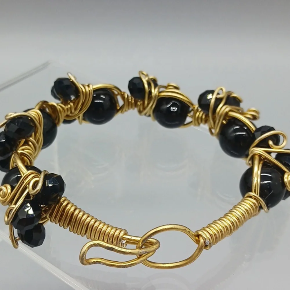 STYLISH & GORGEOUS HANDMADE wire-wrapped bracelet featuring black onyx beads SET